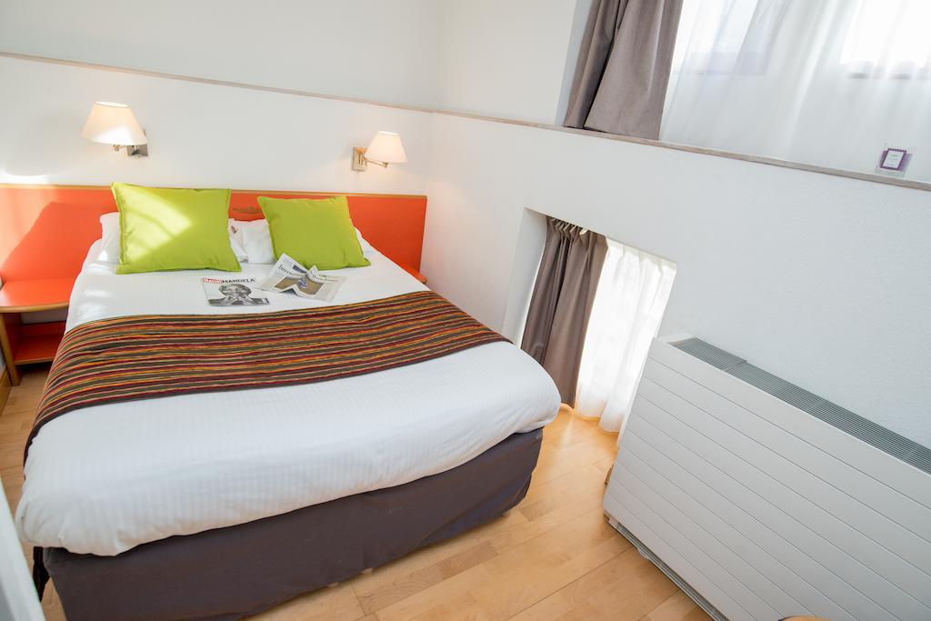 Privilodges Chateau Perrin Grenoble Bagian luar foto