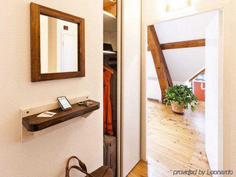 Privilodges Chateau Perrin Grenoble Ruang foto